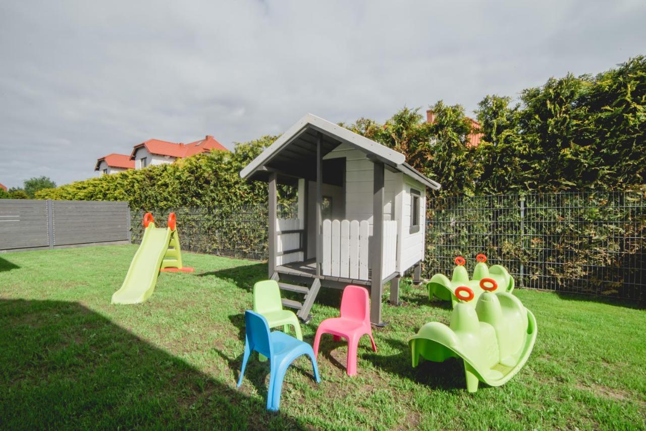 Zagroda Liliowa Dębki Exterior foto